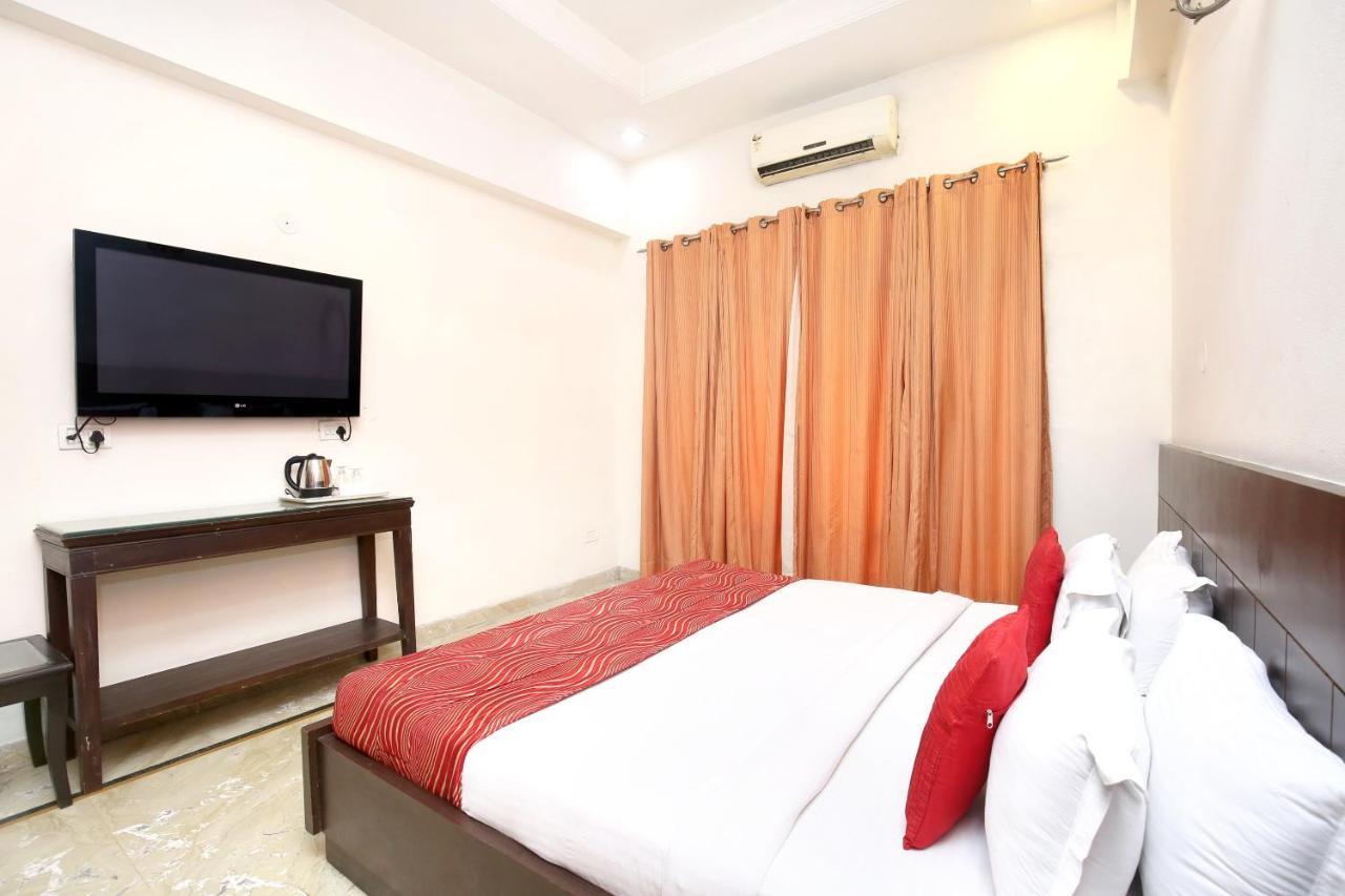 Capital O 15395 Hotel 42 Amritsar Dış mekan fotoğraf